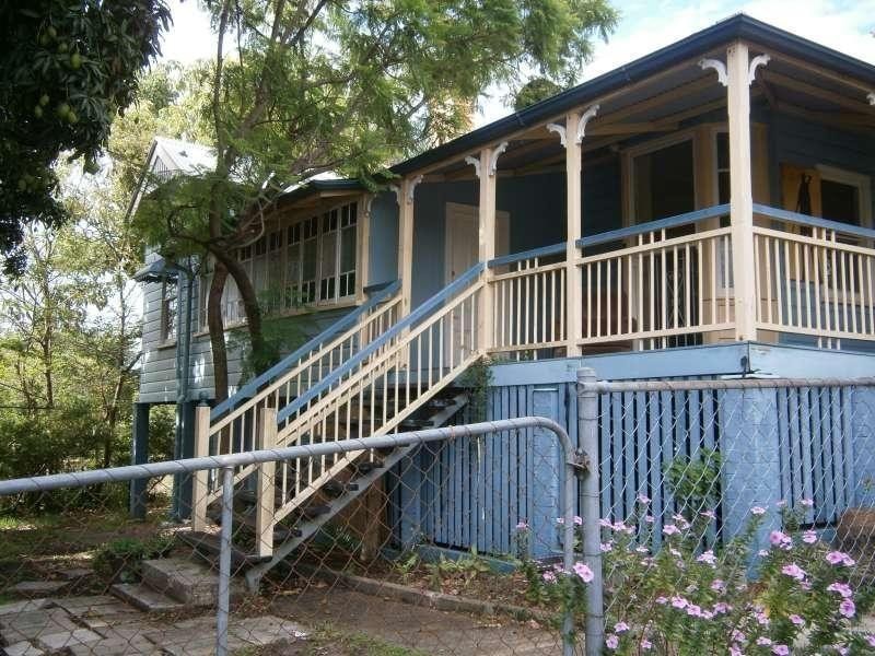 37 Gordon Street, Milton QLD 4064