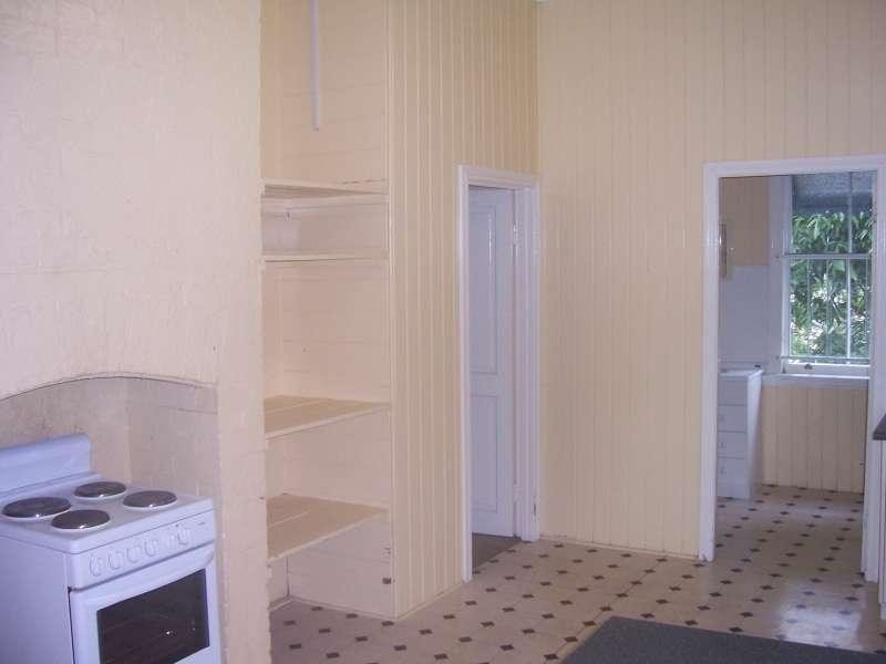 37 Gordon Street, Milton QLD 4064