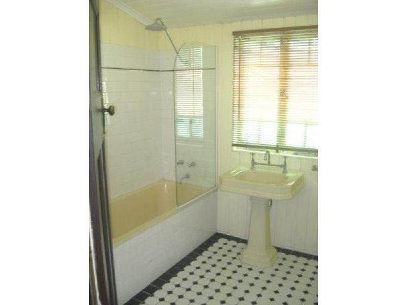 74 Colston Road, Grange QLD 4051