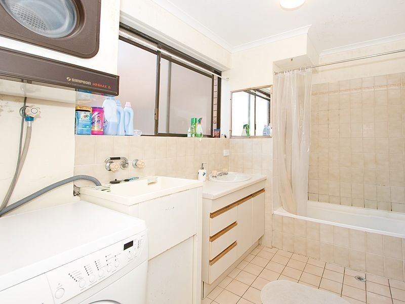 7/150 Clarence Road, Indooroopilly QLD 4068