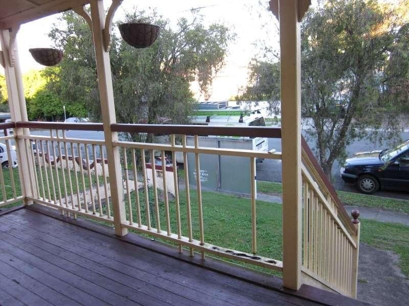 33 Gordon Street, Milton QLD 4064