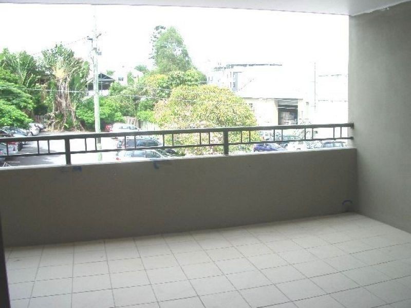 7/8 Catherine Street, Woolloongabba QLD 4102