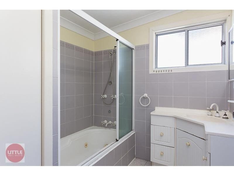 35 Hamilton Road, Wavell Heights QLD 4012