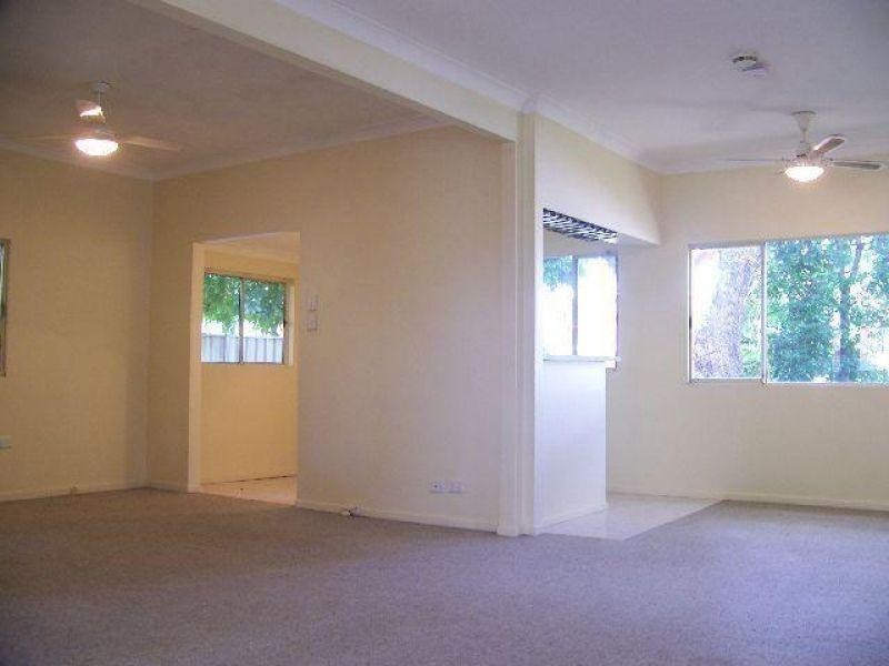 35 Hamilton Road, Wavell Heights QLD 4012