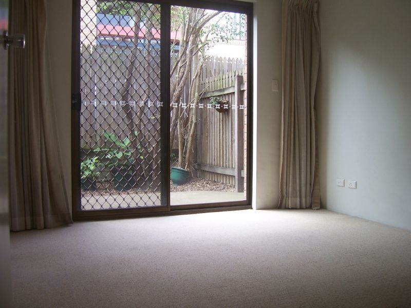 4/37 Riverview Terrace, Indooroopilly QLD 4068