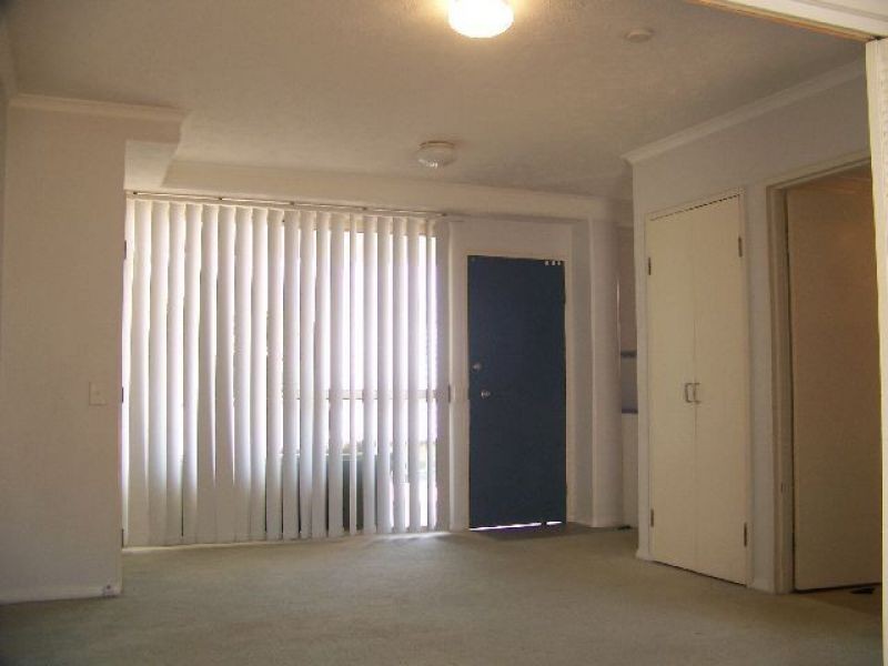 18, 89 Scott Road, Herston QLD 4006