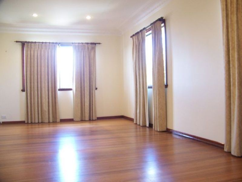 10 Bayview Street, Stafford Heights QLD 4053