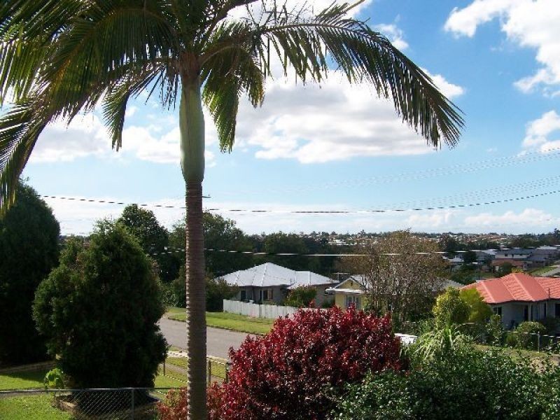 10 Bayview Street, Stafford Heights QLD 4053