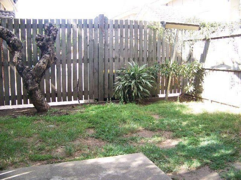 1/121 Allen Street, Hamilton QLD 4007