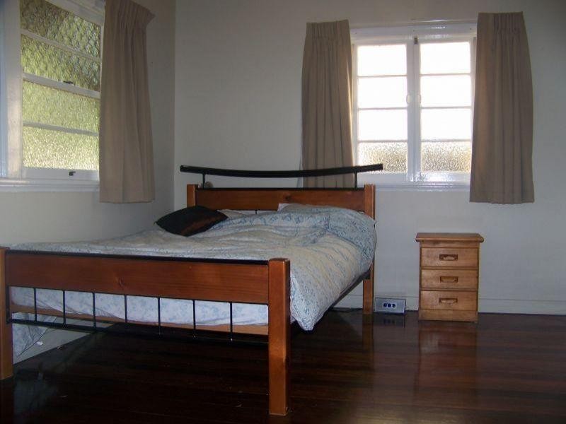 28 Jones Street, Auchenflower QLD 4066