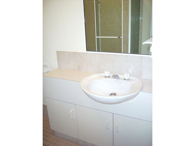 7, 33 York Street, Indooroopilly QLD 4068