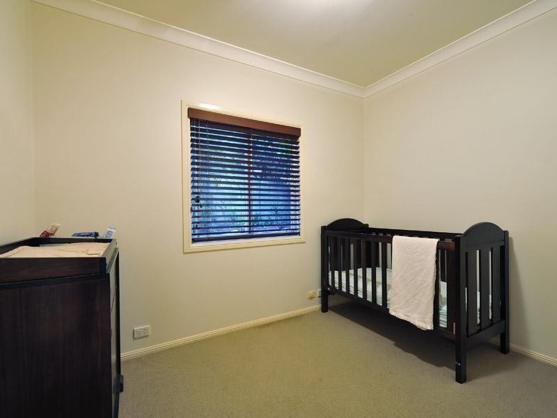 3 Macrossan Lane, Norman Park QLD 4170
