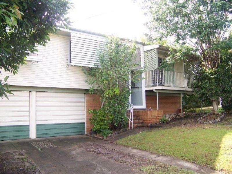 102 Niven Street, Stafford Heights QLD 4053