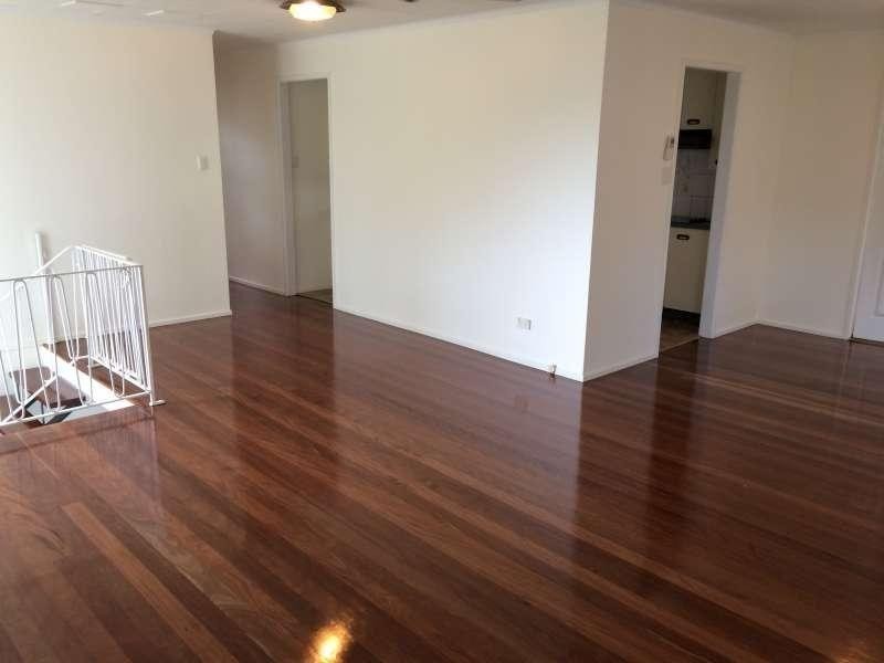 102 Niven Street, Stafford Heights QLD 4053