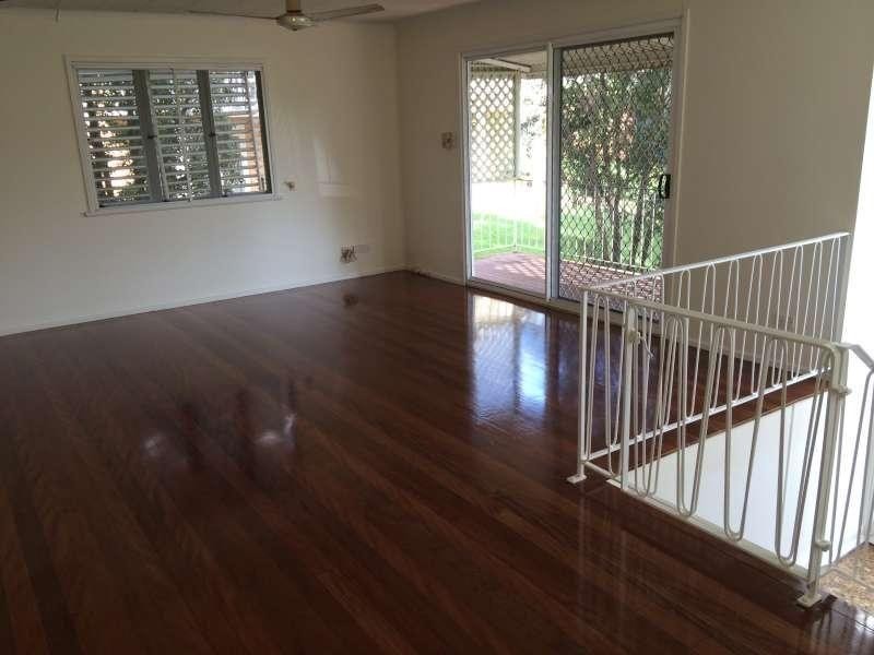 102 Niven Street, Stafford Heights QLD 4053