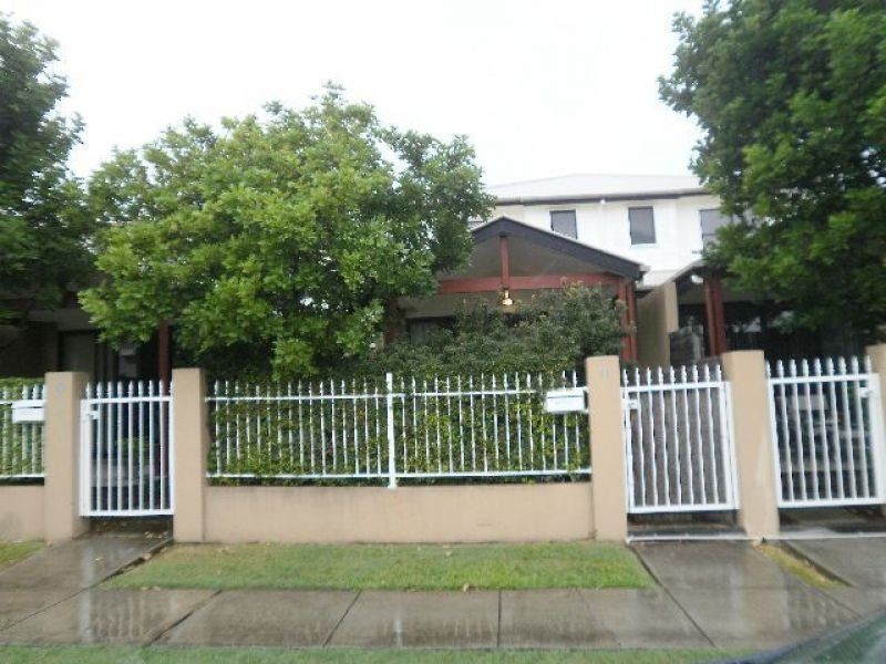 11/16 Park Street, Hawthorne QLD 4171