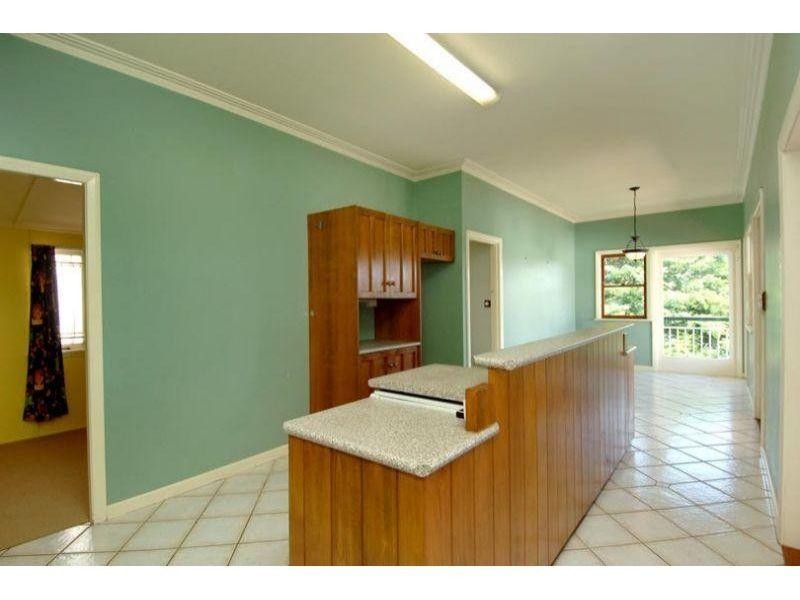 5 Howard Street, Coorparoo QLD 4151