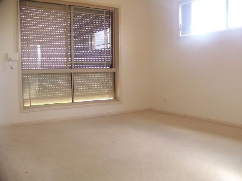 85 Oakleaf Street, Eight Mile Plains QLD 4113