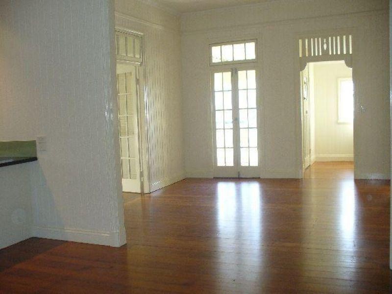 129 Belgrave Street, Morningside QLD 4170