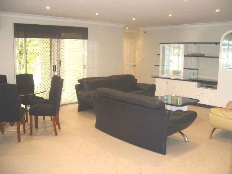 33 Canter Street, Mansfield QLD 4122