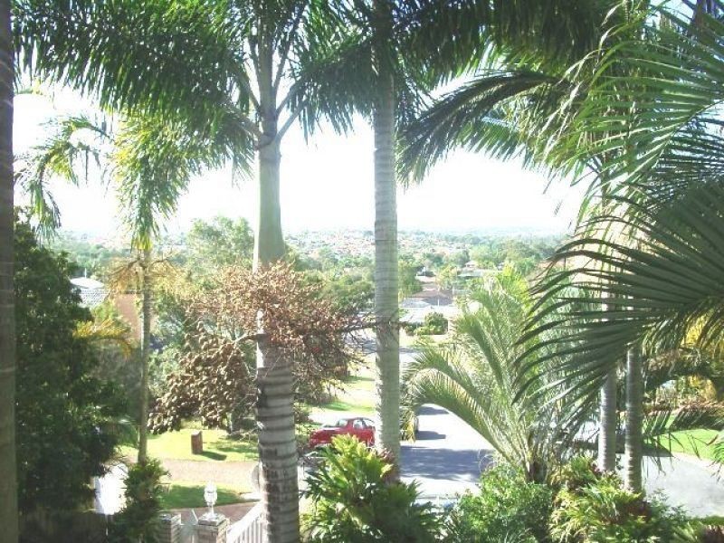 33 Canter Street, Mansfield QLD 4122