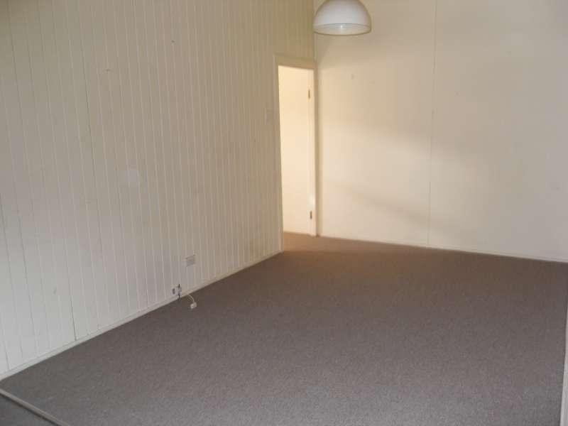 2/26 Usher Street, Indooroopilly QLD 4068