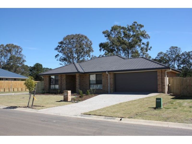 45 Willowleaf Circuit, Upper Caboolture QLD 4510