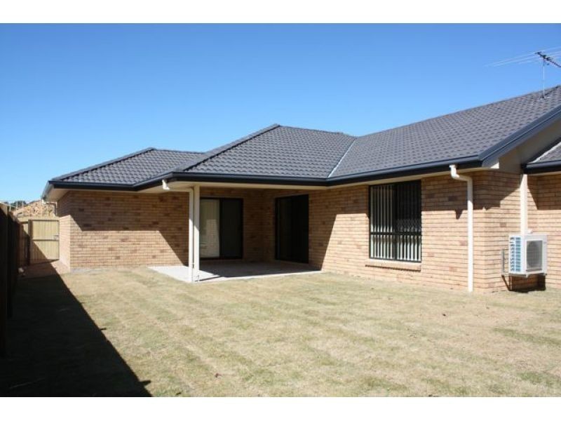 45 Willowleaf Circuit, Upper Caboolture QLD 4510