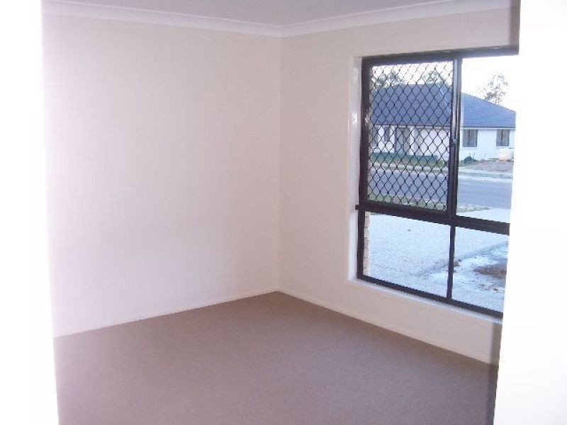 45 Willowleaf Circuit, Upper Caboolture QLD 4510