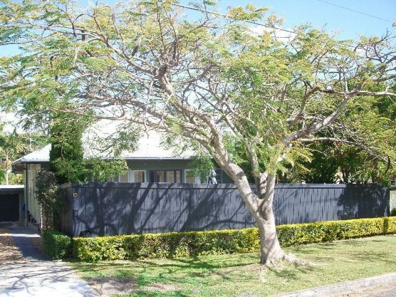 13 Orient Road, Yeronga QLD 4104