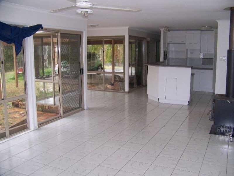 1606 Blunder Road, Heathwood QLD 4110