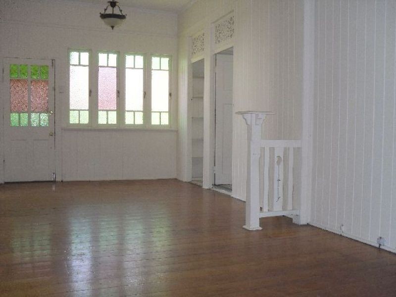 291 Wynnum Road, Norman Park QLD 4170