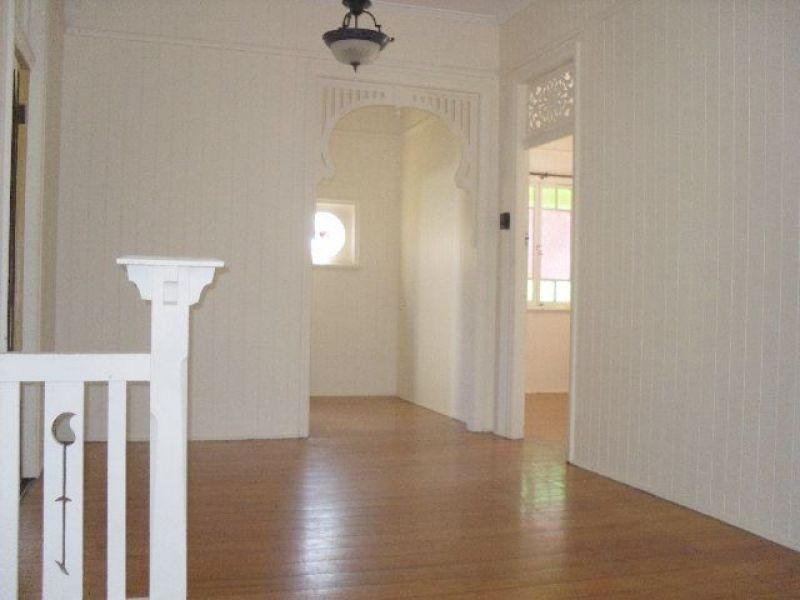 291 Wynnum Road, Norman Park QLD 4170