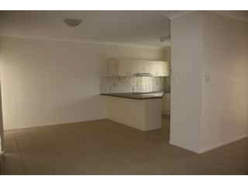 10 Macrusser Circuit, Warner QLD 4500
