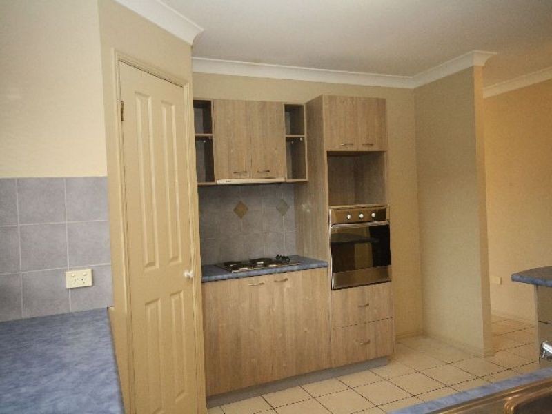 41 Hill Crescent, Carina Heights QLD 4152