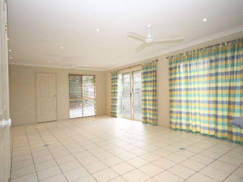 41 Hill Crescent, Carina Heights QLD 4152