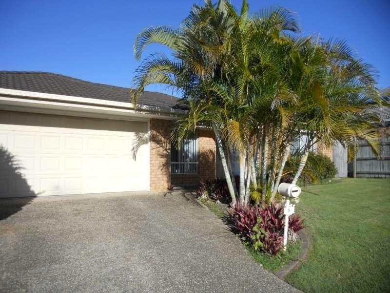 8 Grevillea Place, Bridgeman Downs QLD 4035