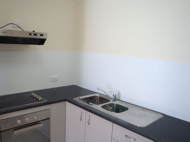 2/21 Seabiscuit Crescent, Kallangur QLD 4503