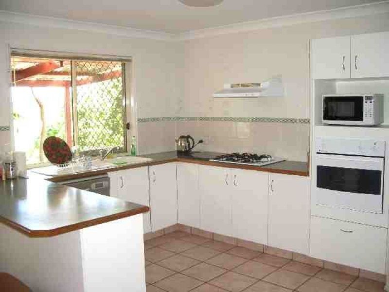 26 Dougy Place, Bellbowrie QLD 4070