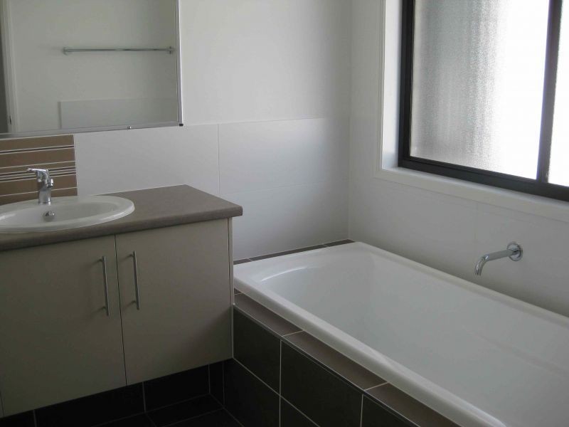 3 Lester Place, North Lakes QLD 4509