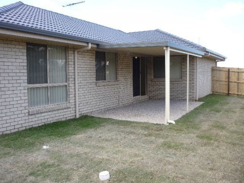 4 Gatsby Court, Kallangur QLD 4503