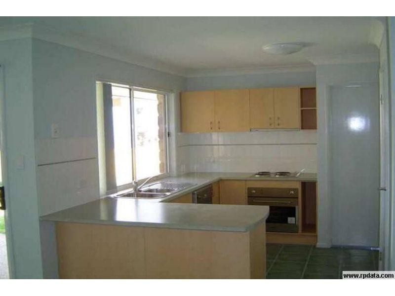3 Hawthorne Street, Forest Lake QLD 4078