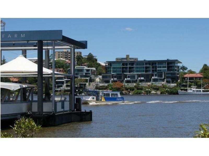 324/90 Wynnum Road, Norman Park QLD 4170