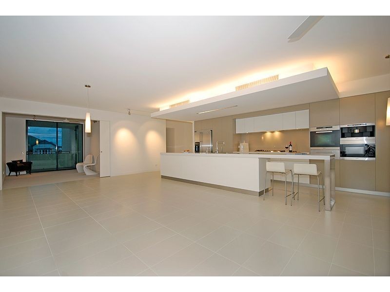 324, 90 Wynnum Road, Norman Park QLD 4170