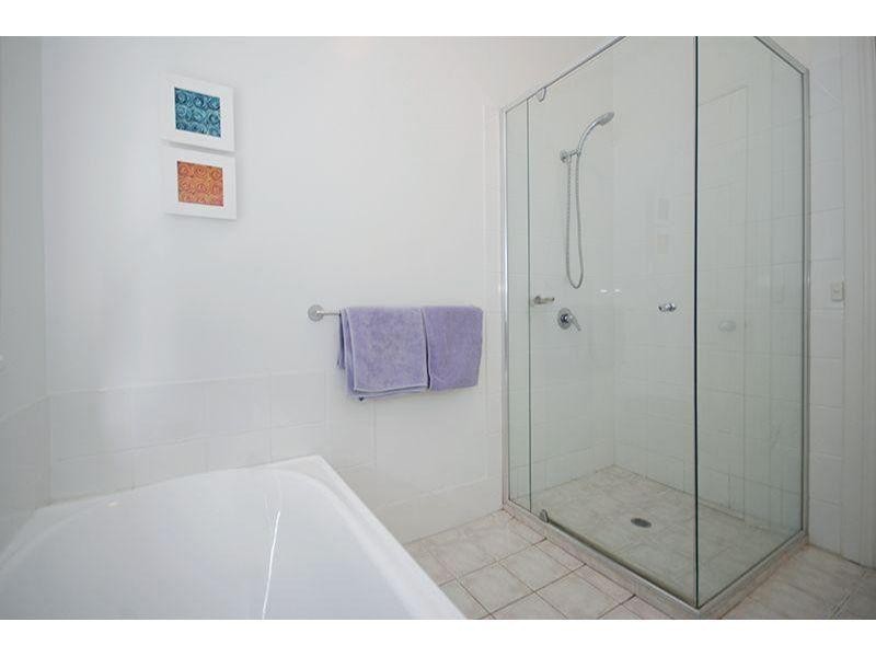 24 Main Avenue, Wilston QLD 4051