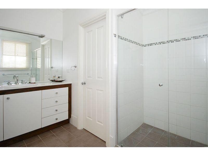 24 Main Avenue, Wilston QLD 4051