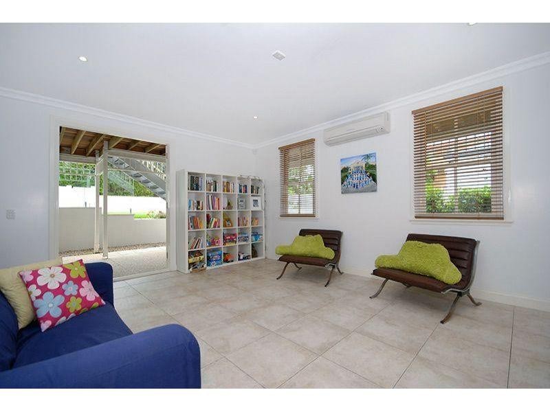 24 Main Avenue, Wilston QLD 4051