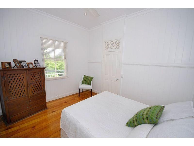 24 Main Avenue, Wilston QLD 4051