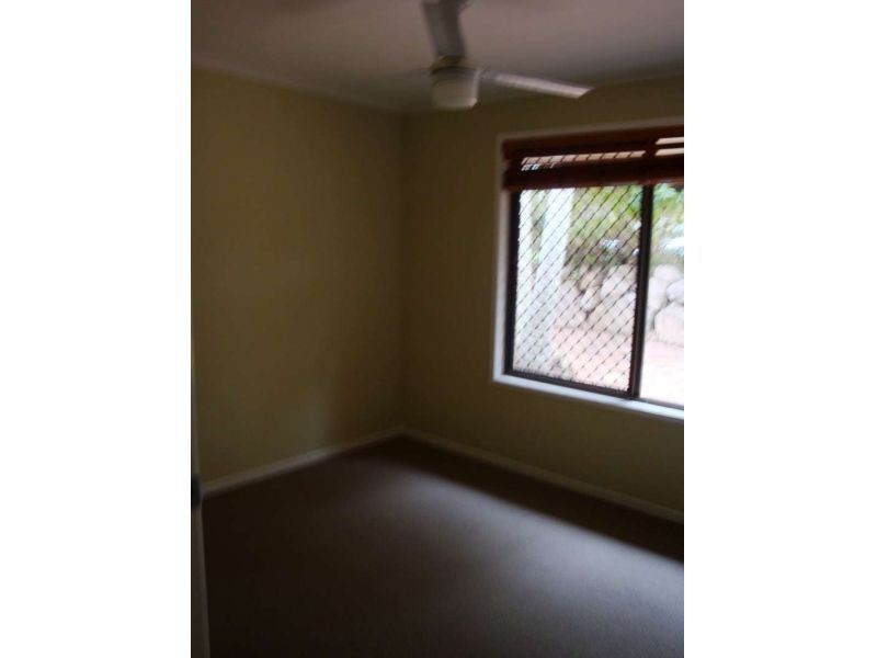 9 Eacham Street, Petrie QLD 4502