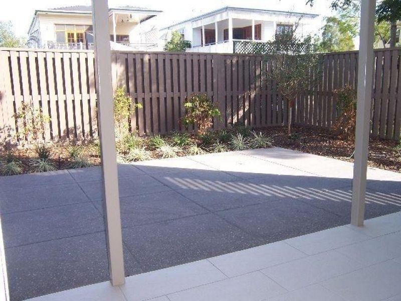 1/34 Barton Road, Hawthorne QLD 4171